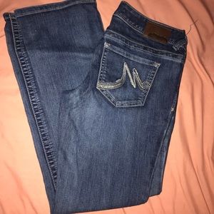 Maurices jeans
